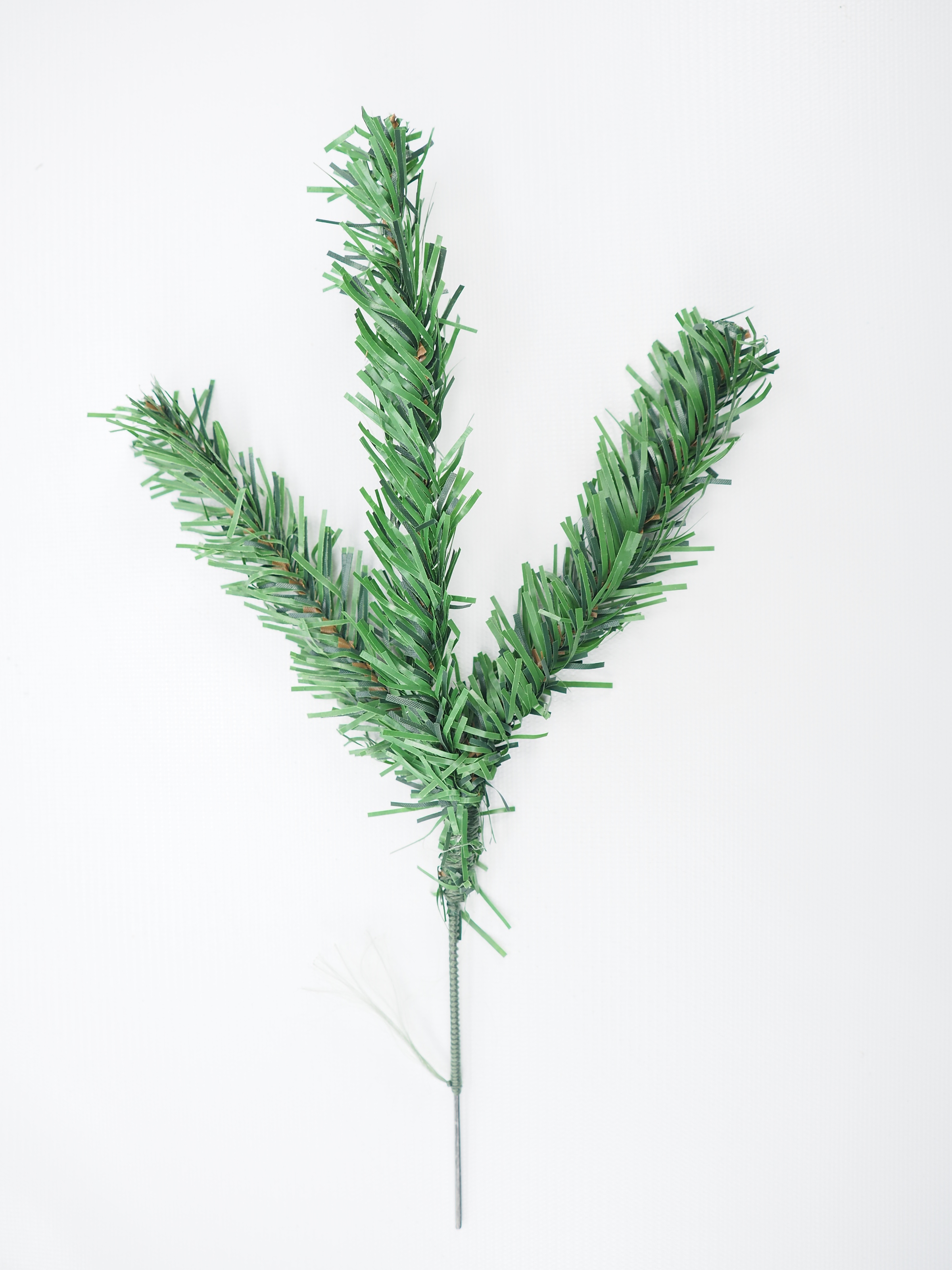 Factory Direct Craft Artificial Canadian Pine Picks for Holiday Decorating 50pcs