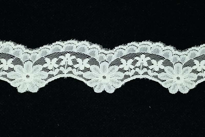 1.5 inch Flat Lace, Ivory, 50 Yards, MF-530