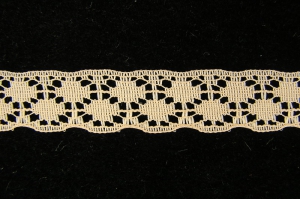 .75 inch Flat Lace, natural (100 yards) 250 natural MADE IN USA