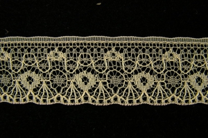 1 inch Flat Lace, peach (50 yards) 99 peach MADE IN USA