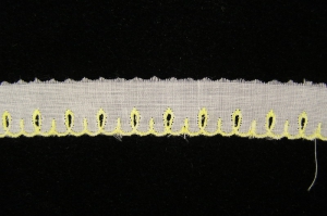 .75 inch Flat Eyelet Lace, yellow-white (50 yards) MADE IN USA