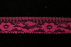 .75 inch Flat Lace, fuchsia (100 yards) 355 fuchsia MADE IN USA