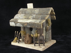 Log Cabin Birdhouse (lot of 1) SALE ITEM