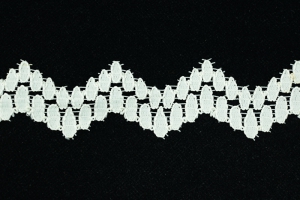 1.75 inch Flat Lace, Ivory (25 yards) MADE IN USA