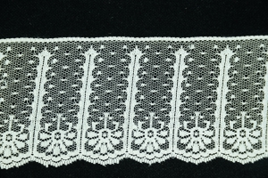 3.5 Inch Flat Lace, Ivory (25 yards) MADE IN USA