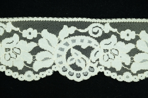 3.25 Inch Flat Lace, Ivory (47 yards) MADE IN USA