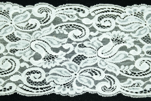 4.5 inch Flat Lace, Ivory (25 yards) MADE IN USA
